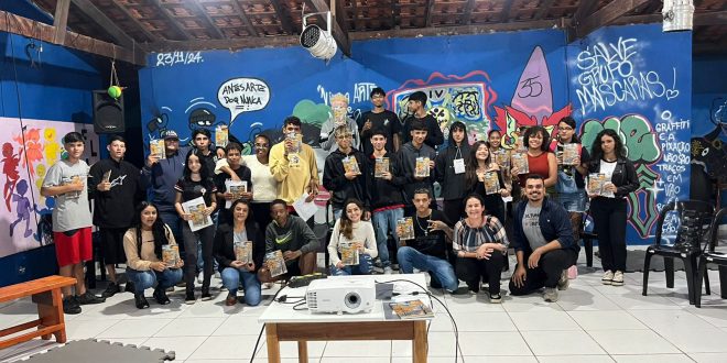 Parlamento Jovem fala sobre Patrimônio material e imaterial do município, estado e país.